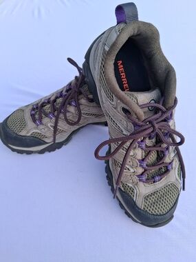 Merrill Women's Moab Rugged Hiking Shoes Size 8